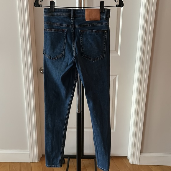 Zara dark wash skinny jeans - Picture 3 of 3